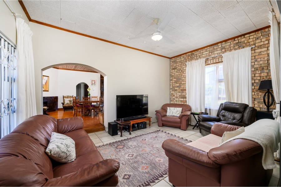 5 Bedroom Property for Sale in Newton Park Eastern Cape